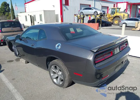 2019 Dodge Challenger Sxt z USA, uszkodzony, nr VIN 2C3CDZAG7KH733487